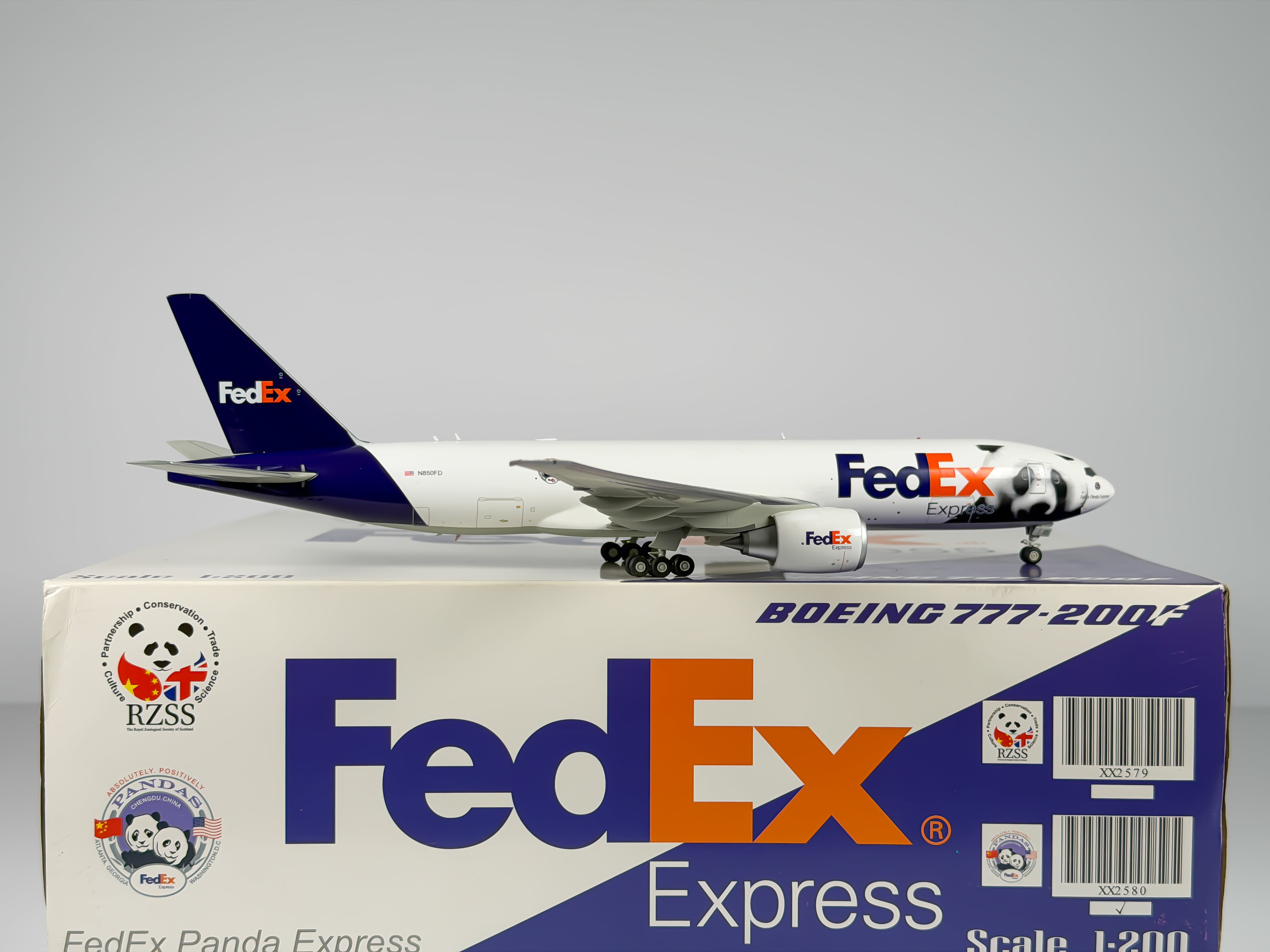 FedEx Express Boeing 777-200F 1:200 JC Wings N850FD (XX2580)