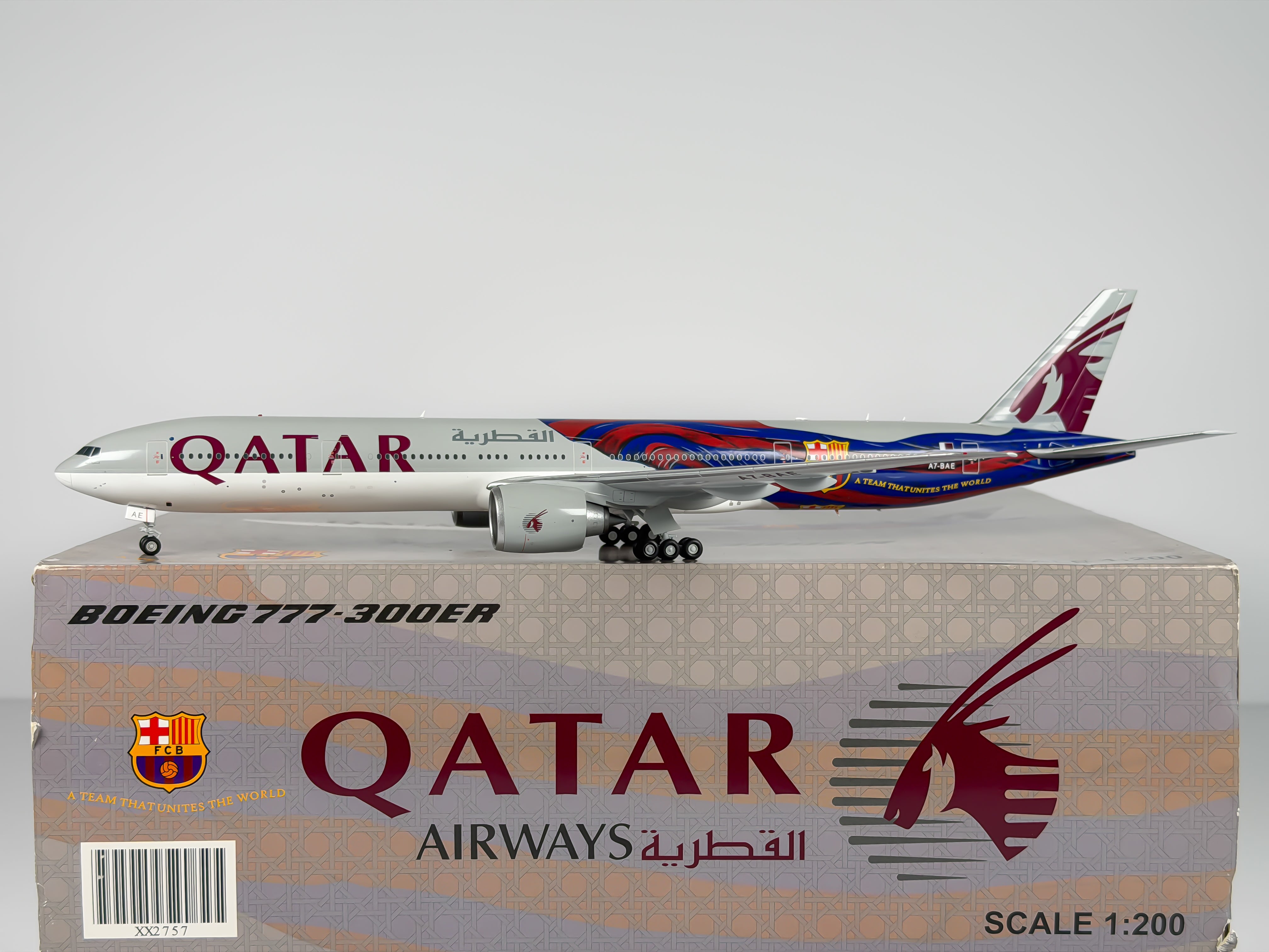 Qatar Airways Boeing 777-300ER 1:200 JC Wings A7-BAE (XX2757)