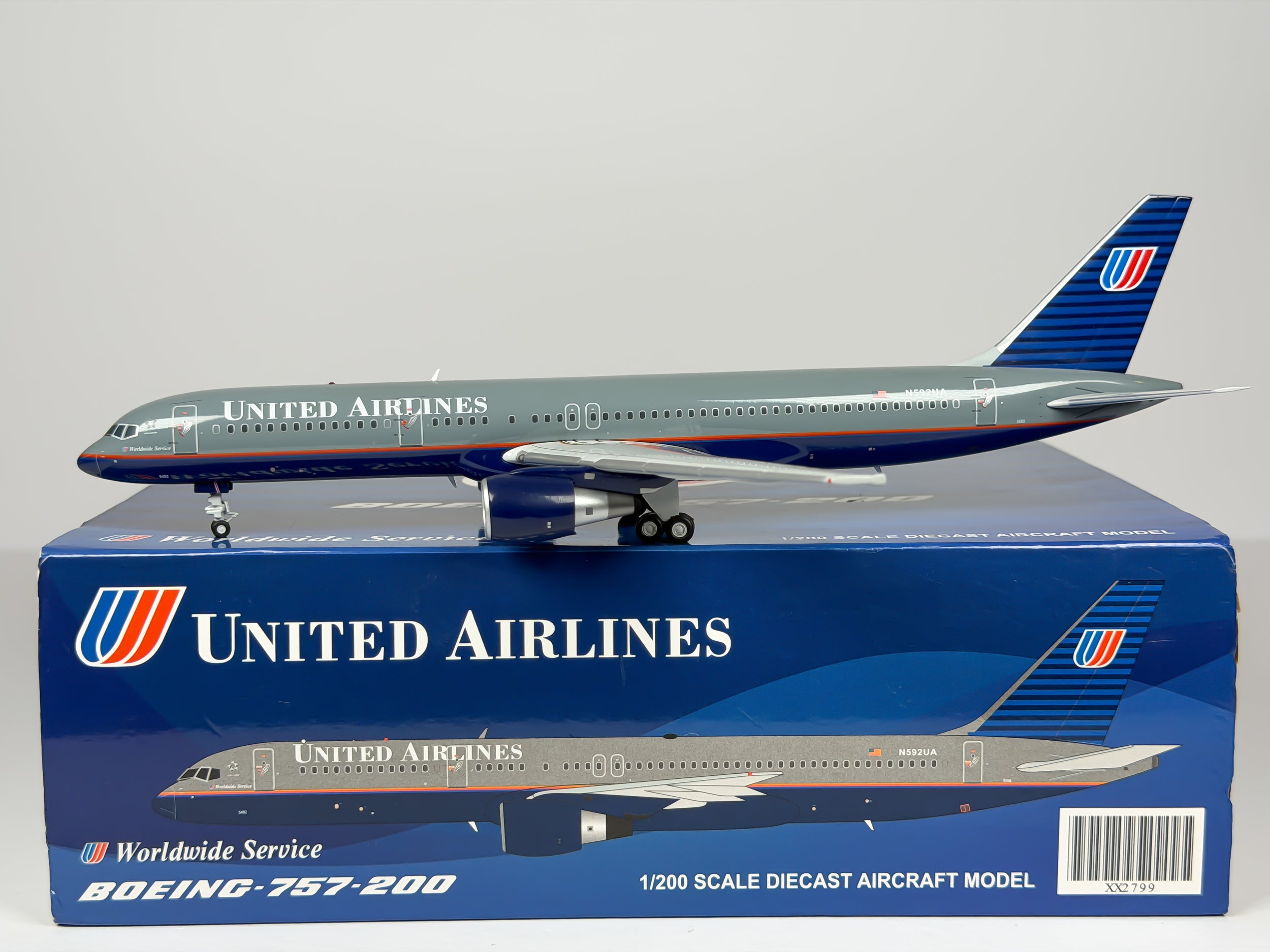 United Airlines Boeing 757-200 1:200 JC Wings N592UA (XX2799)