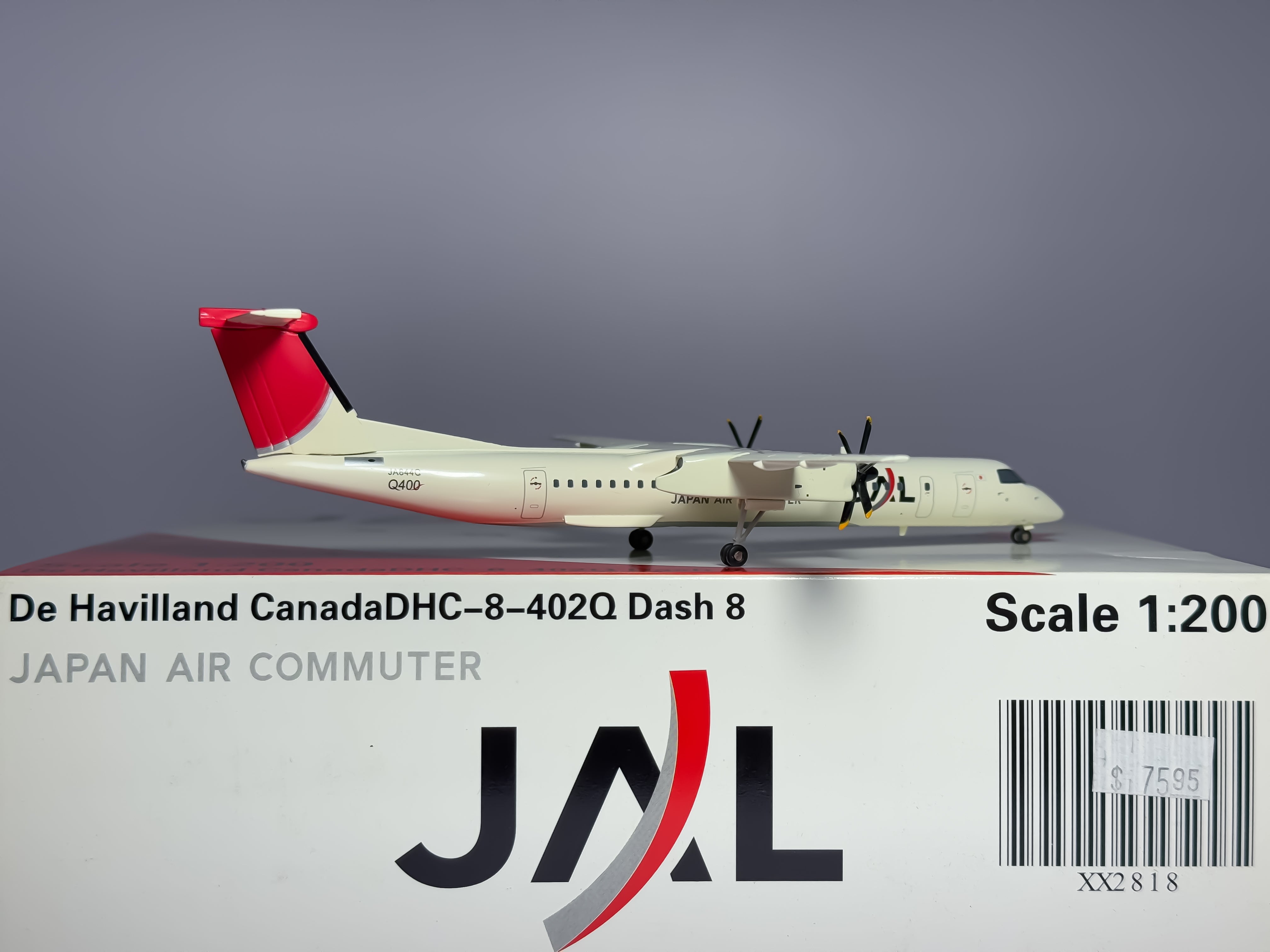 Japan Air Commuter (JAL) De Havilland Q400 1:200 JC Wings JA844C (XX2818)