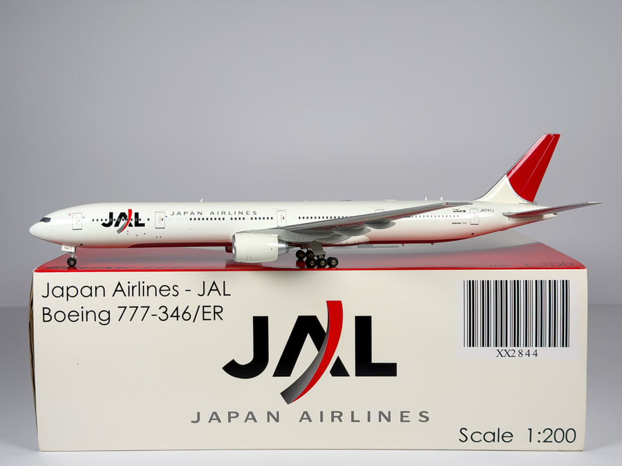 Japan Airlines (JAL) Boeing 777-300ER 1:200 JC Wings JA741J (XX2844)