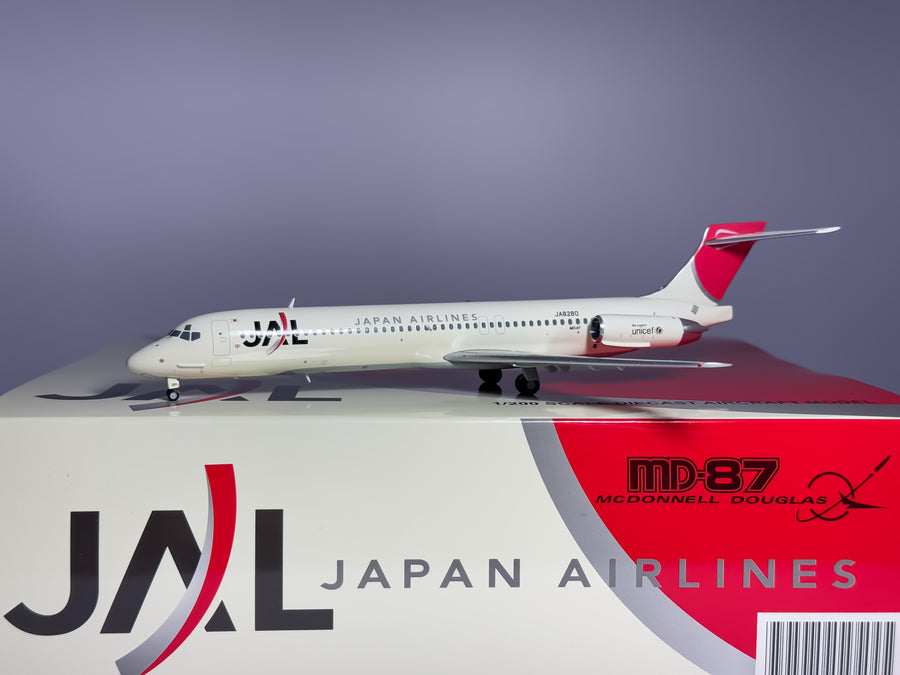Japan Airlines (JAL) McDonnell Douglas MD-87 1:200 JC Wings JA8280 (XX2912)