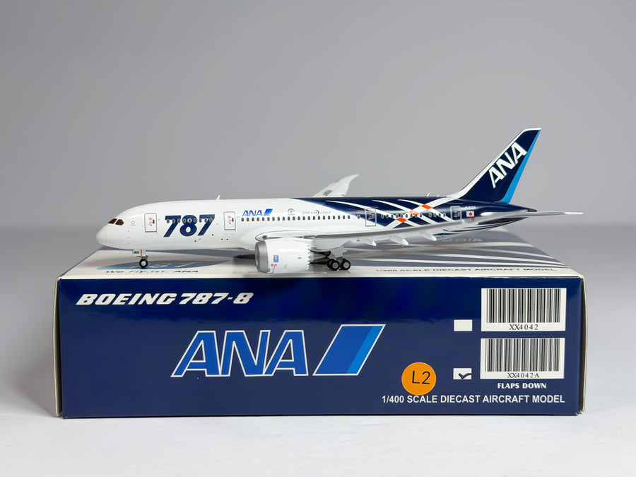 All Nippon Airways (ANA) Boeing 787-8 1:400 JC Wings JA801A (XX4042A)