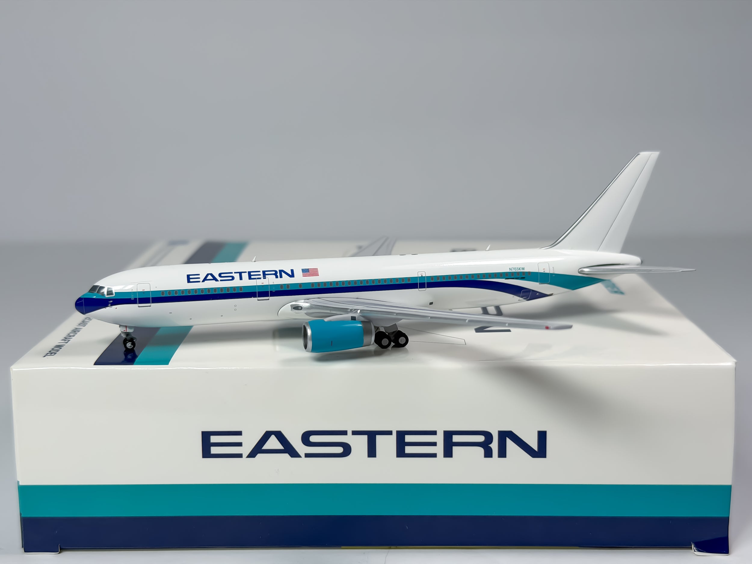 Eastern Airlines Boeing 767-300 1:400 JC Wings N703KW (XX4236)