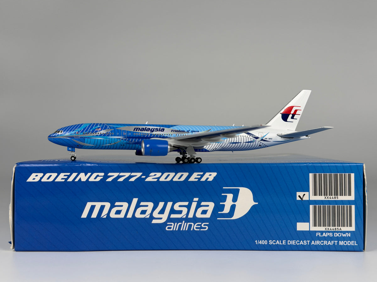 Malaysia Airlines Boeing 777-200 1:400 JC Wings 9M-MRD (XX4485)