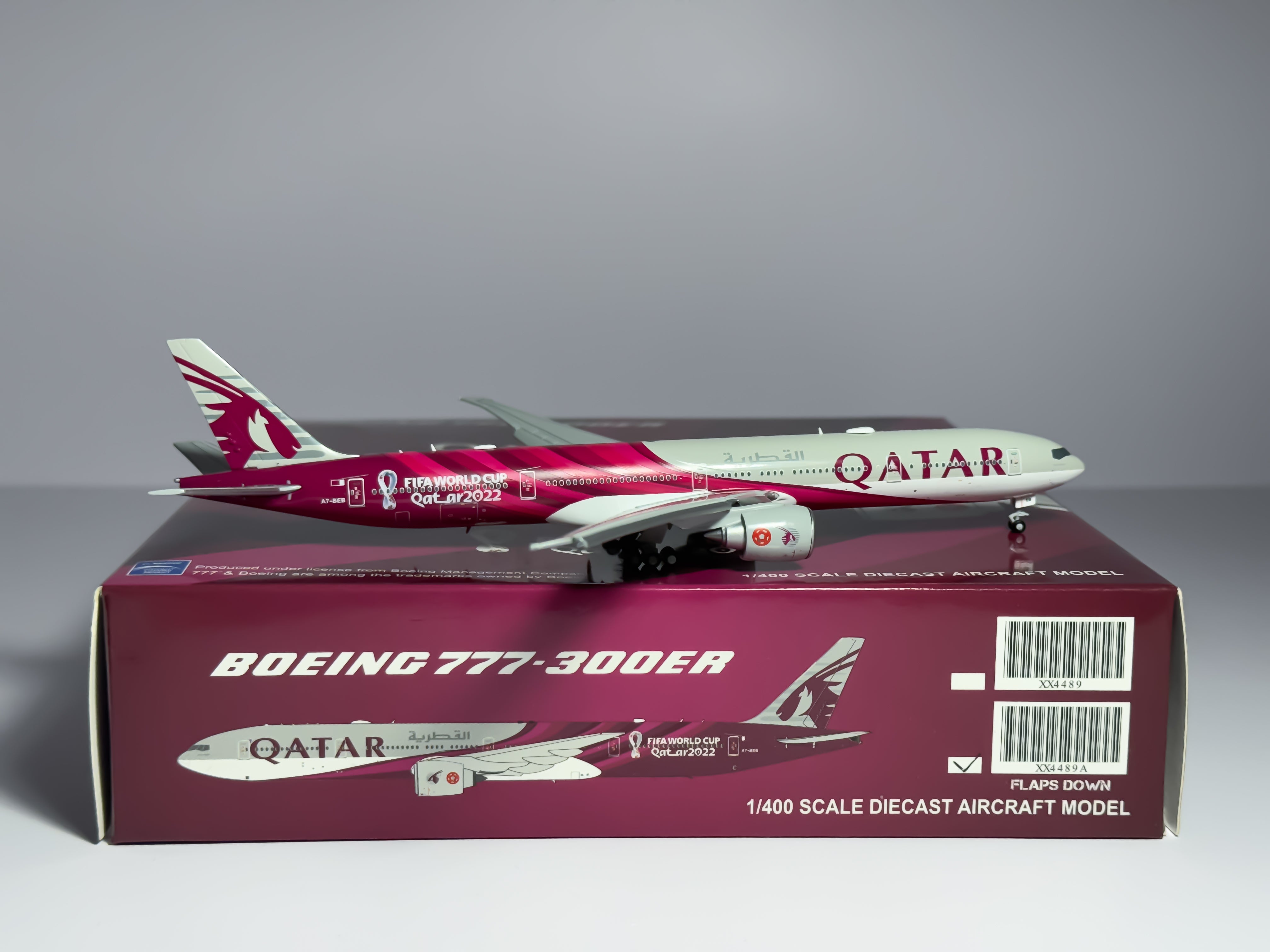 Qatar Airways Boeing 777-300ER 1:400 JC Wings A7-BEB (XX4489)