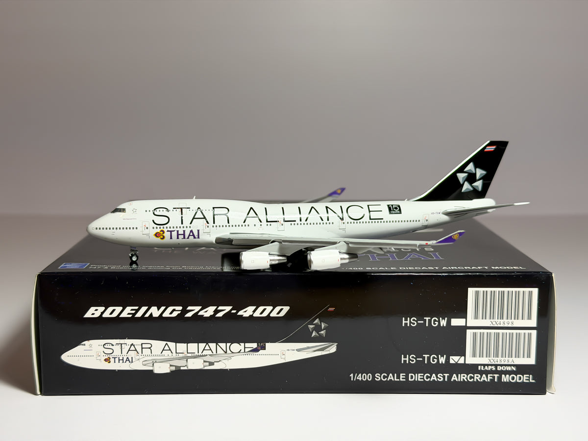 Thai Airways Boeing 747-400 1:400 JC Wings HS-TGW (XX4898A)