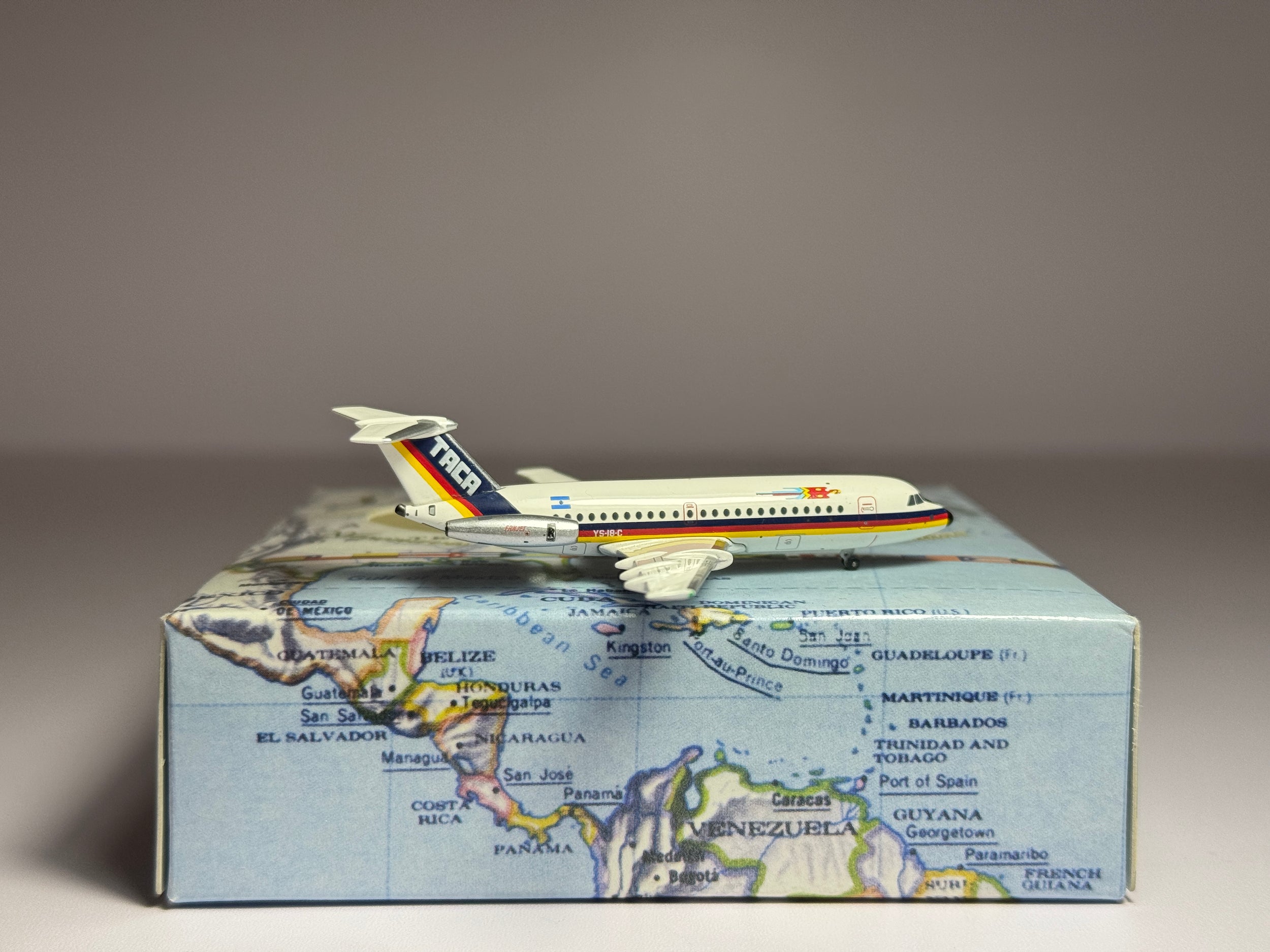 Aeroclassics 1:400 TACA BAC 111 YS-18C ACYS18C