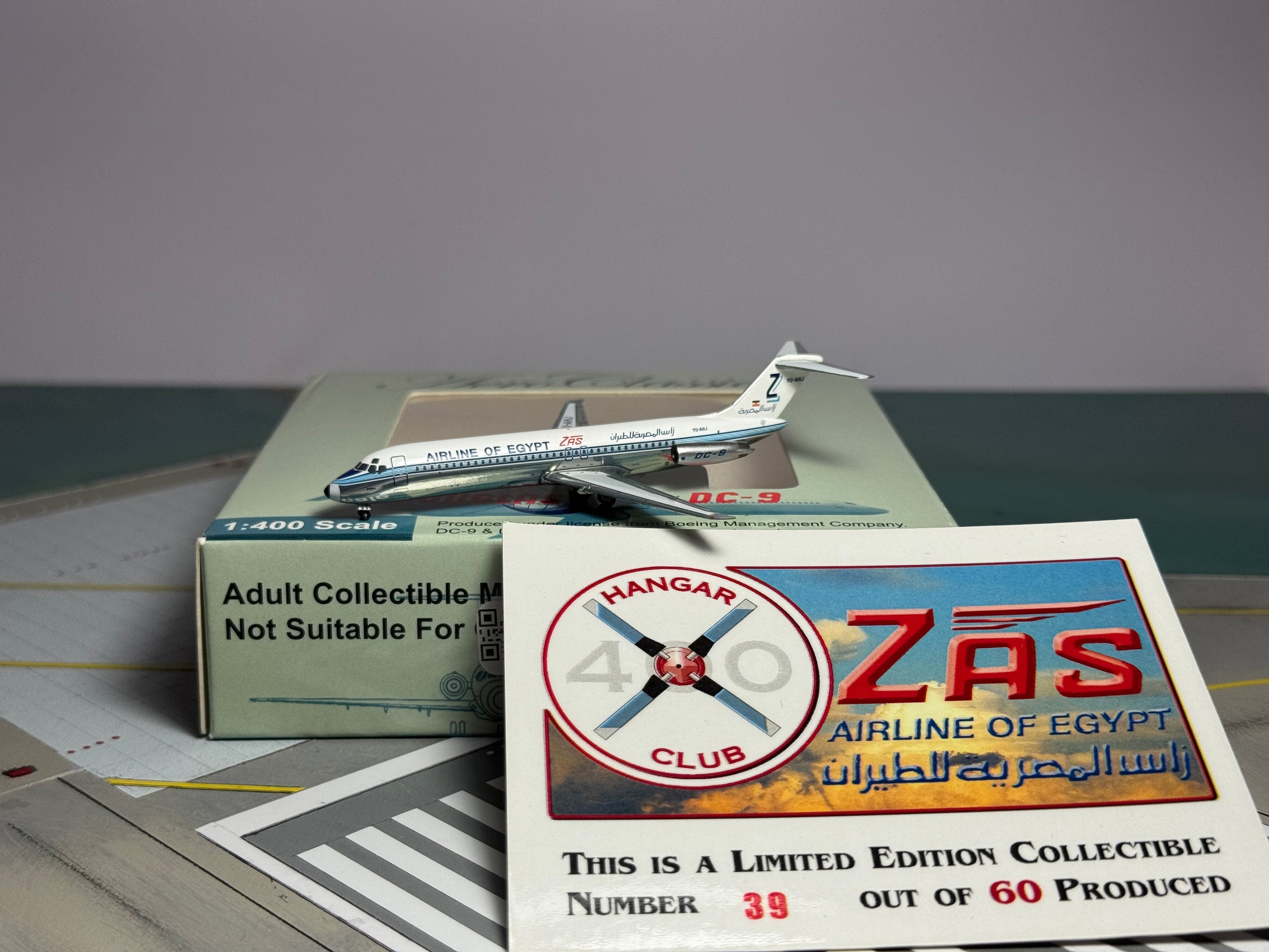 Aeroclassics 1:400 ZAS Egypt McDonnell Douglas DC-9-30 YU-AHJ Hangar Club HC-017