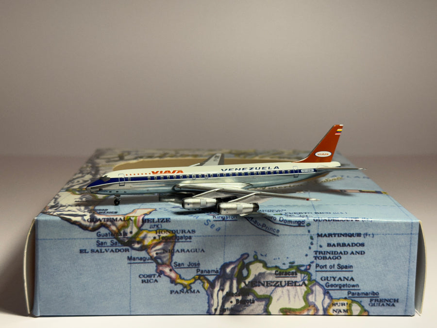 Aeroclassics 1:400 VIASA Venezuela Douglas DC-8-50 YV-129C 1960s colors ACYV129C