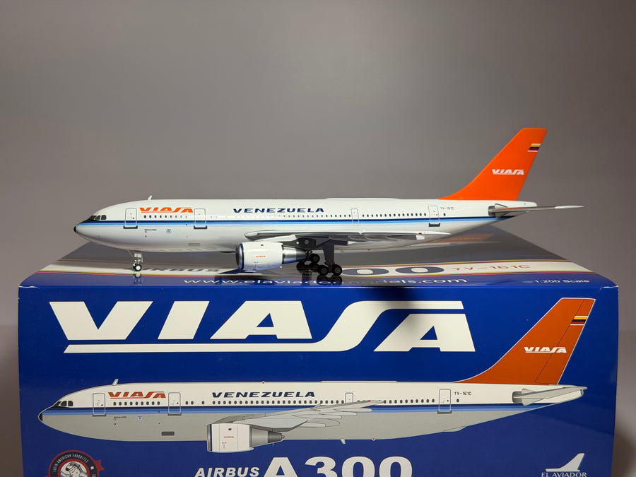 Inflight200 1:200 Viasa Venezuela Airbus A300 YV-161C 1980s colors EAV-A300-161 w/stand