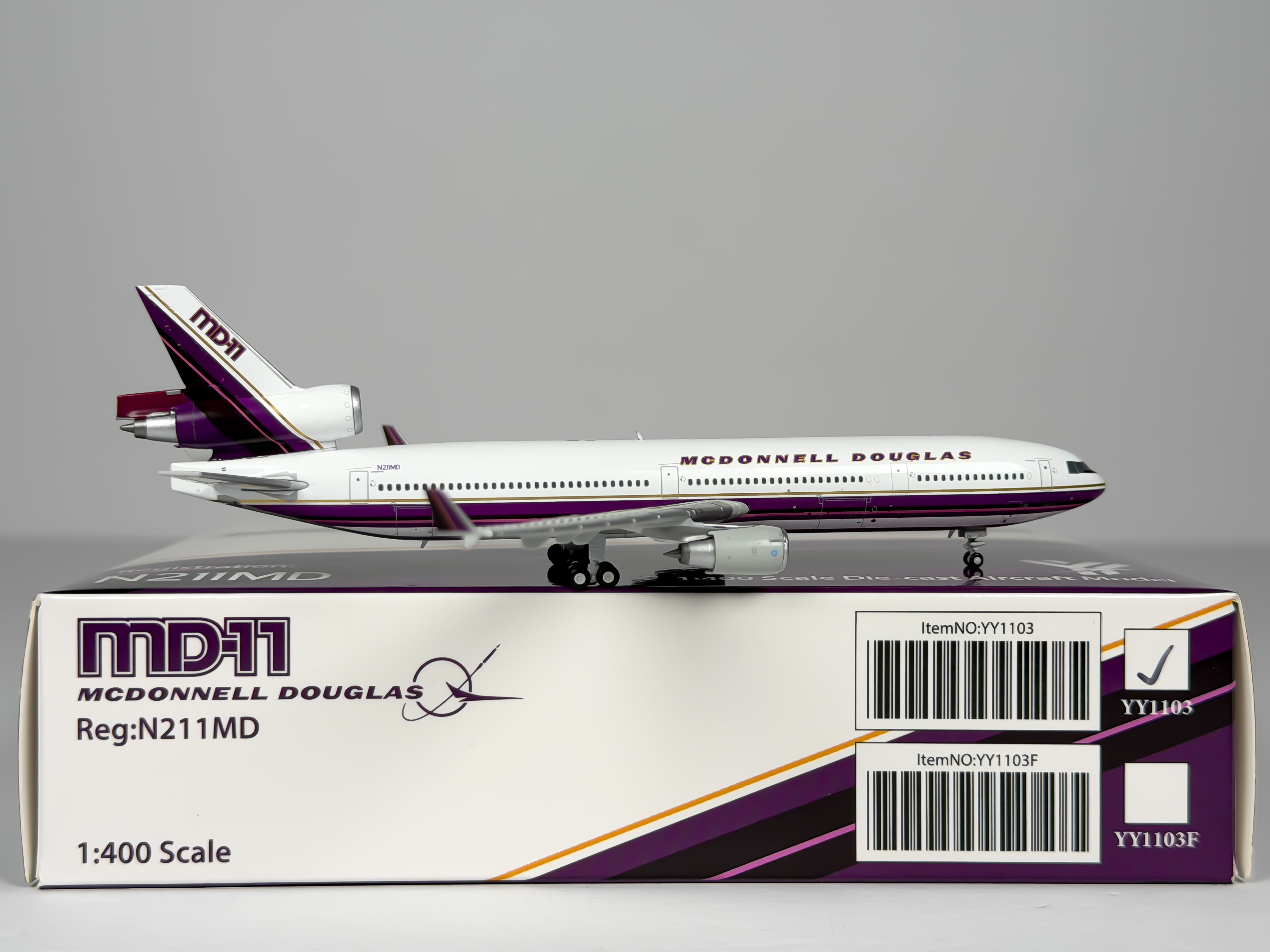 McDonnell Douglas House McDonnell Douglas MD-11 1:400 YY Wings N211MD (YY1103)