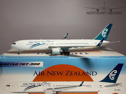 Air New Zealand Boeing 767-300ER 1:200 Inflight200 ZK-NCL (IF763NZ1221)