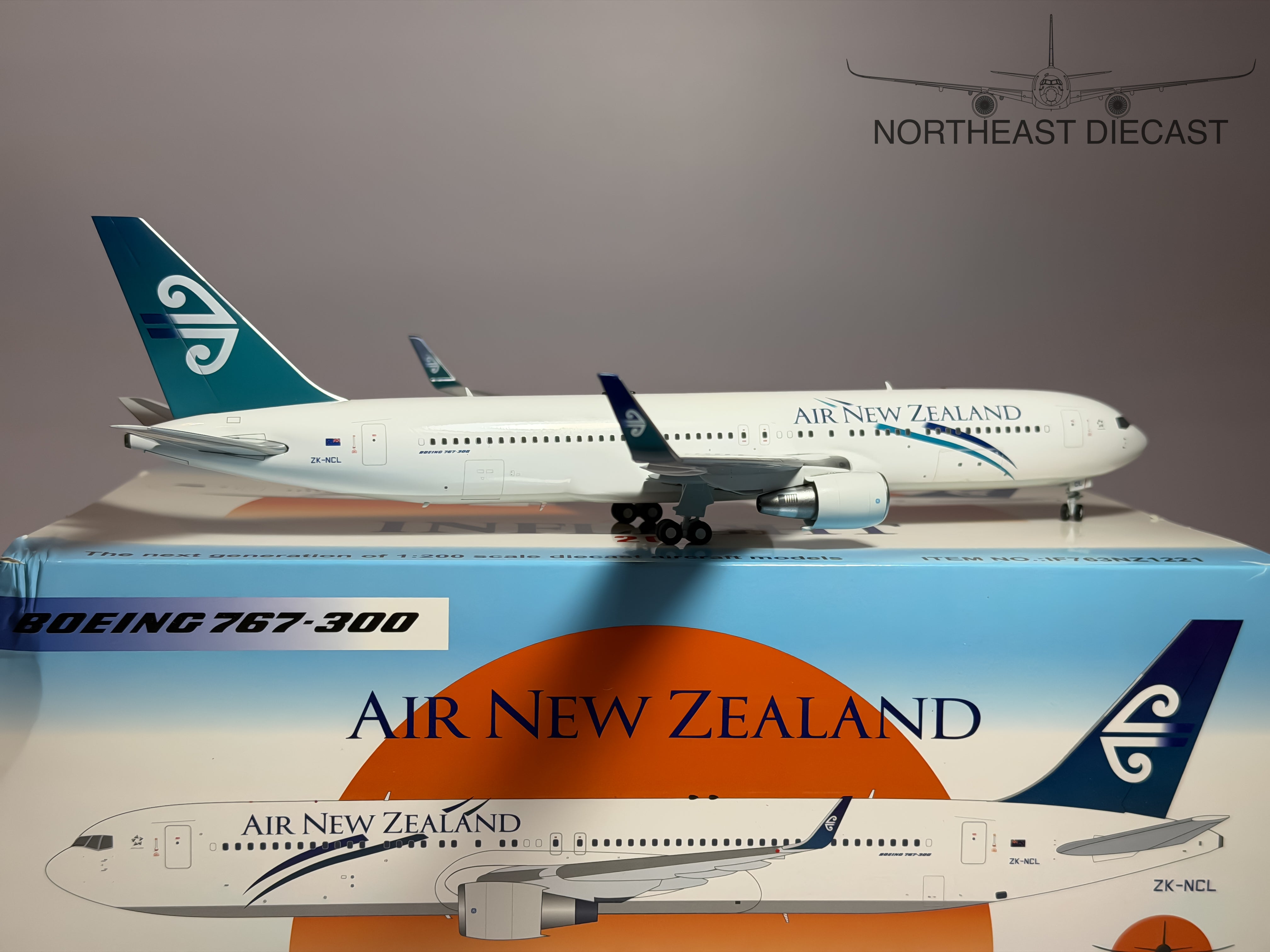 Air New Zealand Boeing 767-300ER 1:200 Inflight200 ZK-NCL (IF763NZ1221)