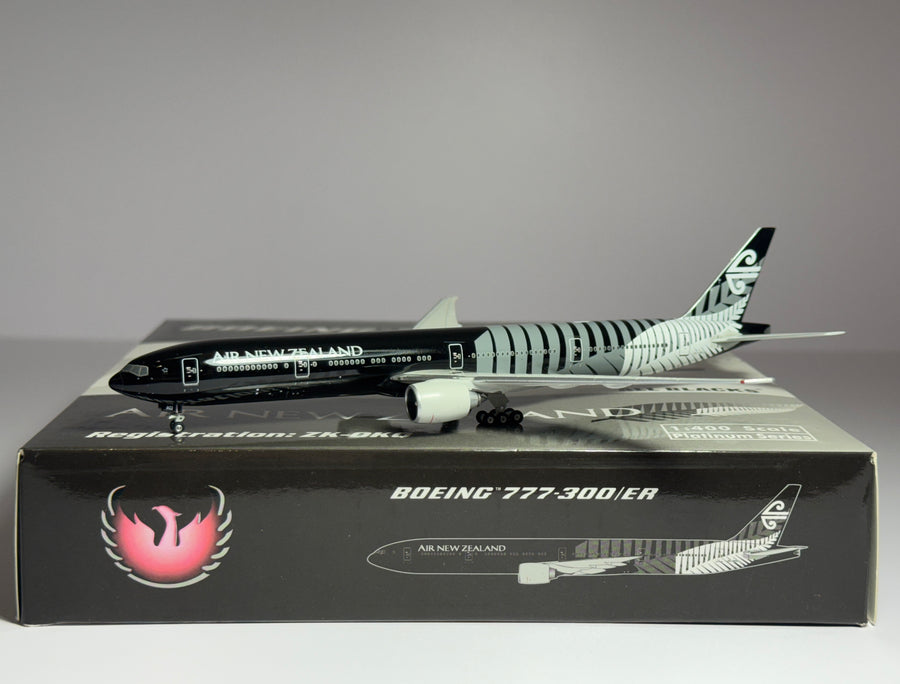 Phoenix Models 1:400 Air New Zealand Boeing 777-300ER ZK-OKQ All Blacks PH11285