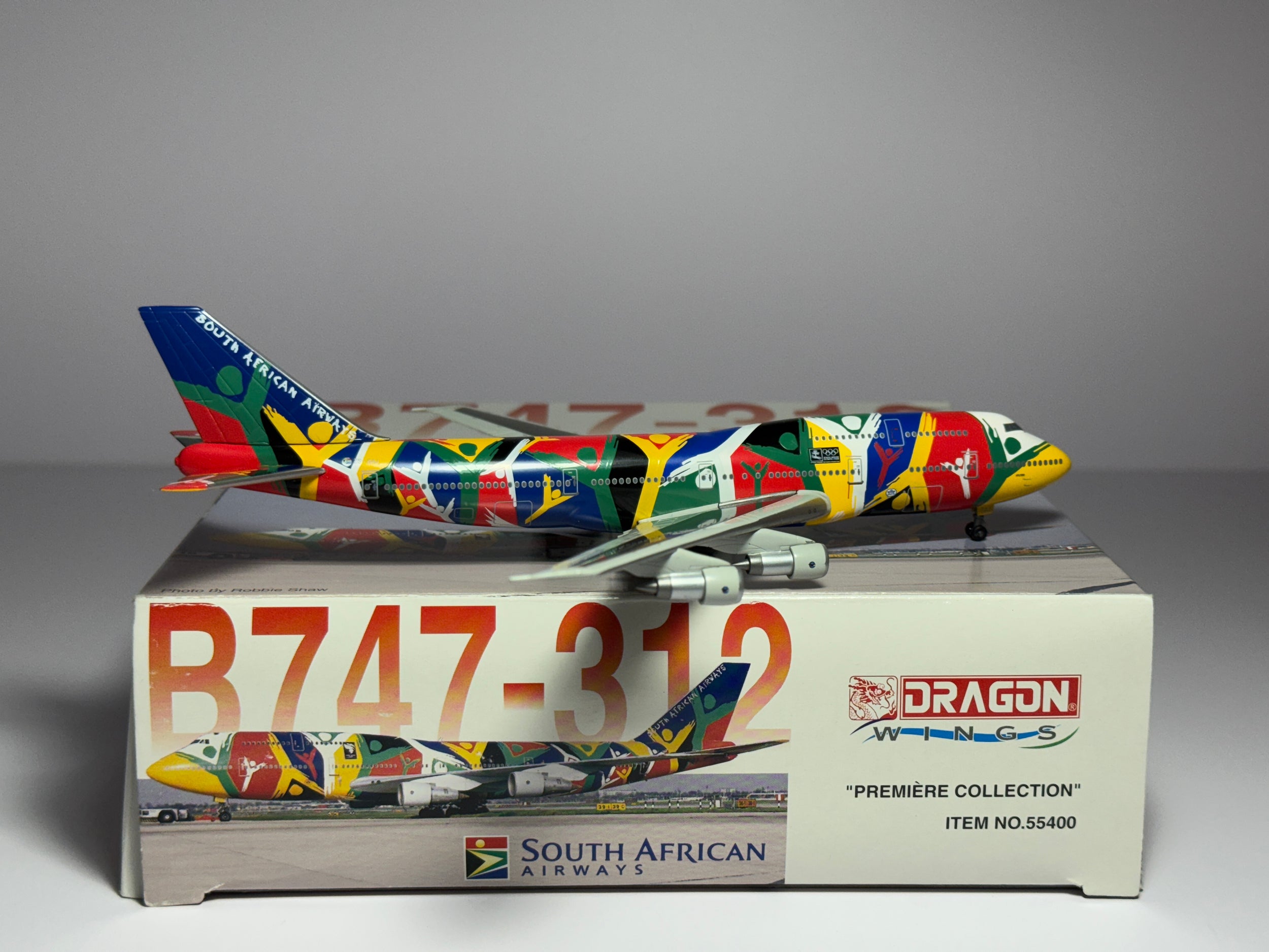 Dragon Wings 1:400 South African Boeing 747-300 ZS-SAJ "Ndizani" 55400
