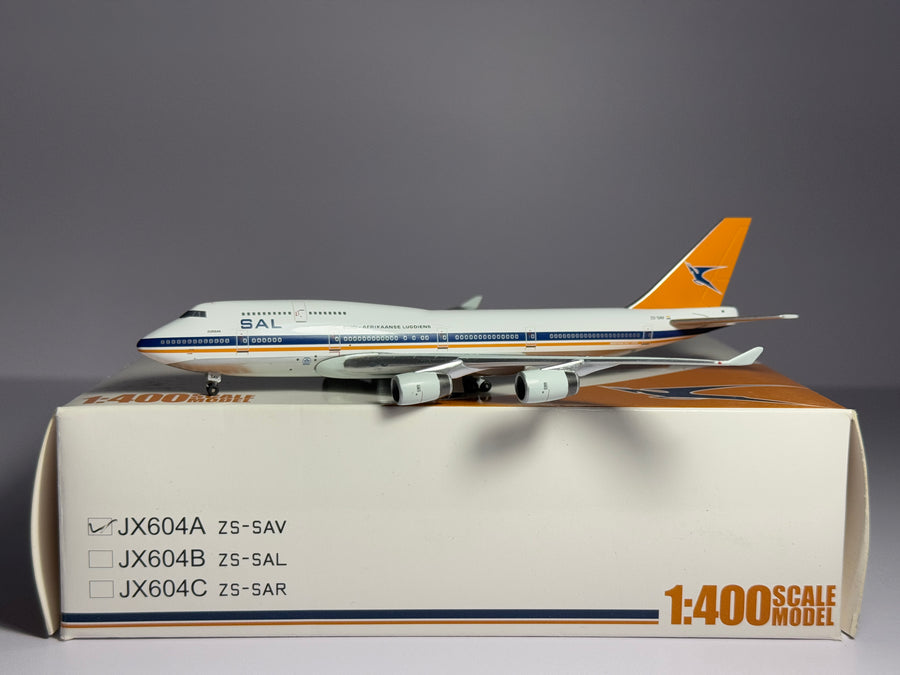 Jet-X 1:400 South African Airways Boeing 747-400 ZS-SAV SAA titles JX604A