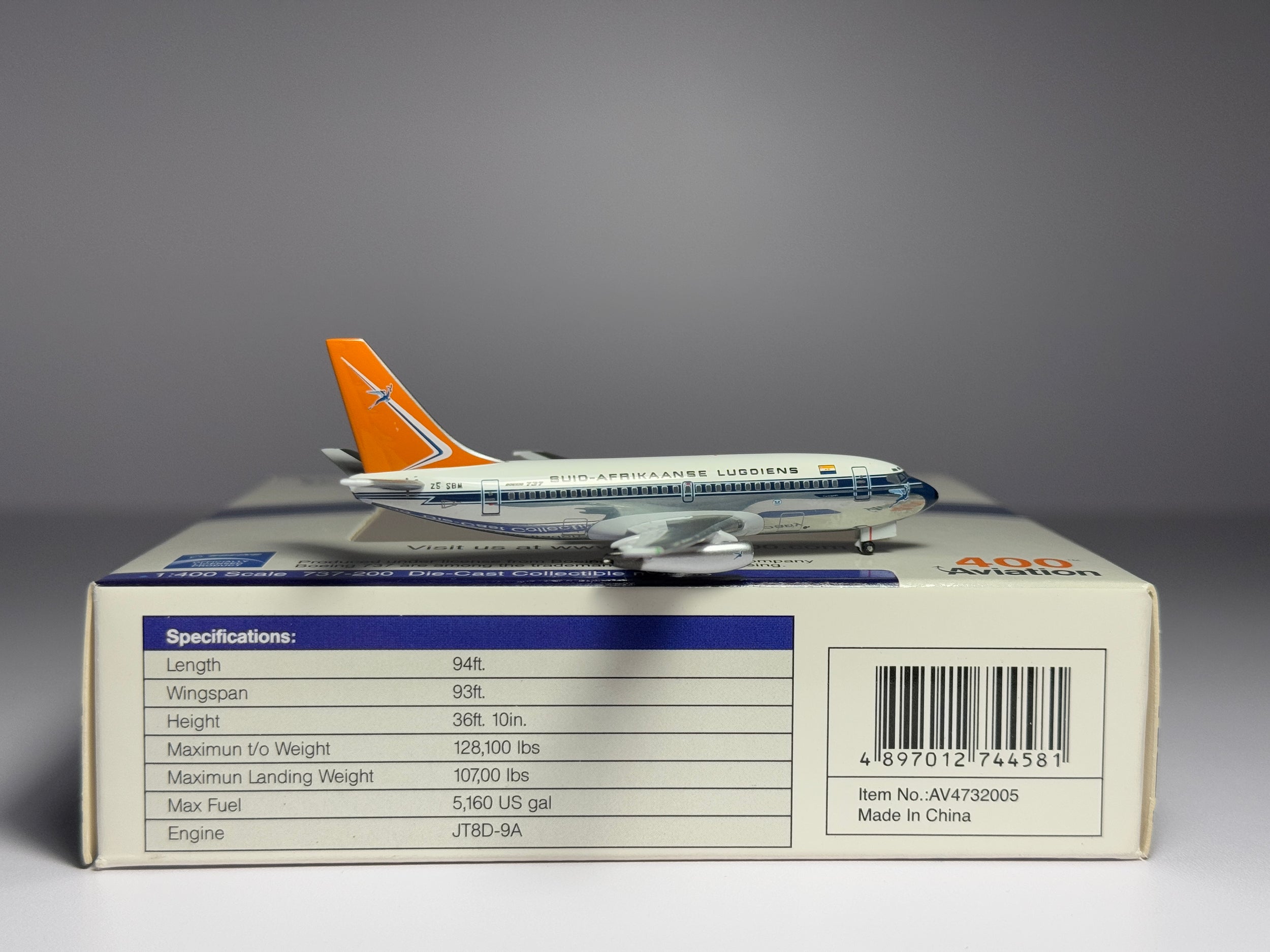 Aviation400 1:400 South African Airways Boeing 737 ZS-SBM 1960s livery AV4732005